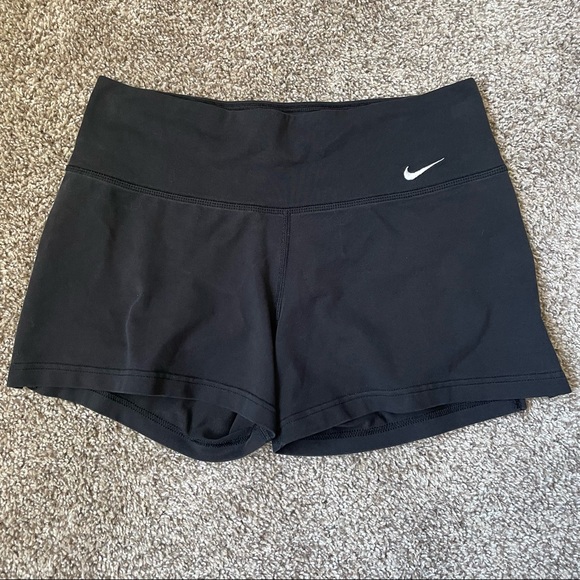 Nike Dri-FIT Classic Shorts in Black - Picture 1 of 5